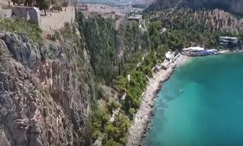 Μία μοναδική πανοραμική άποψη της Ακροναυπλίας (Βίντεο)