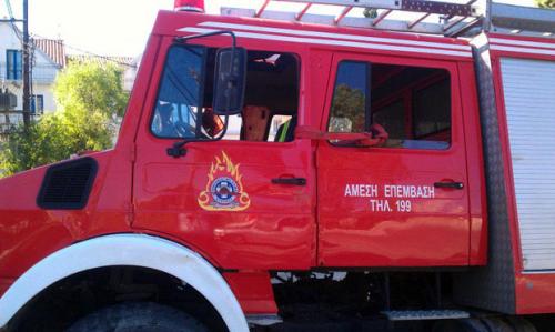 Ναύπλιο: Στις φλόγες αγροτικό στην Καραθώνα – Πώς σώθηκε ο οδηγός