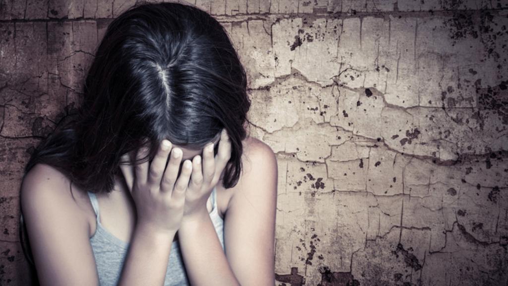 Καλαμάτα: 61χρονος κατηγορείται για ασέλγεια στη 12χρονη κόρη του