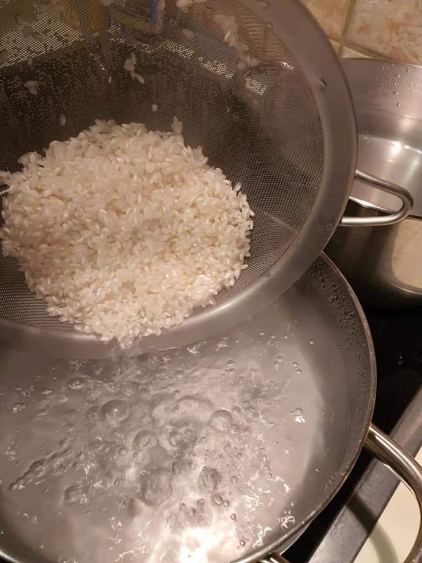 Βραζω το ρυζι