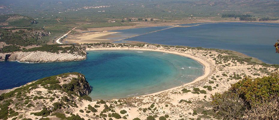 Ποια παραλία της Πελοποννήσου συγκαταλέγεται στις 12 καλύτερες για το 2021
