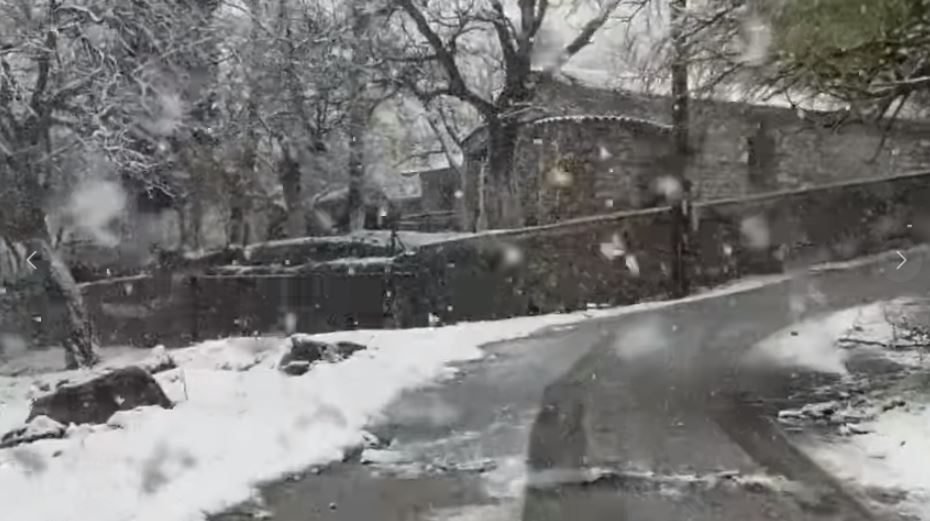 Χιόνι στην Καρυά Αργολίδας στις 23 Μαρτίου 2021