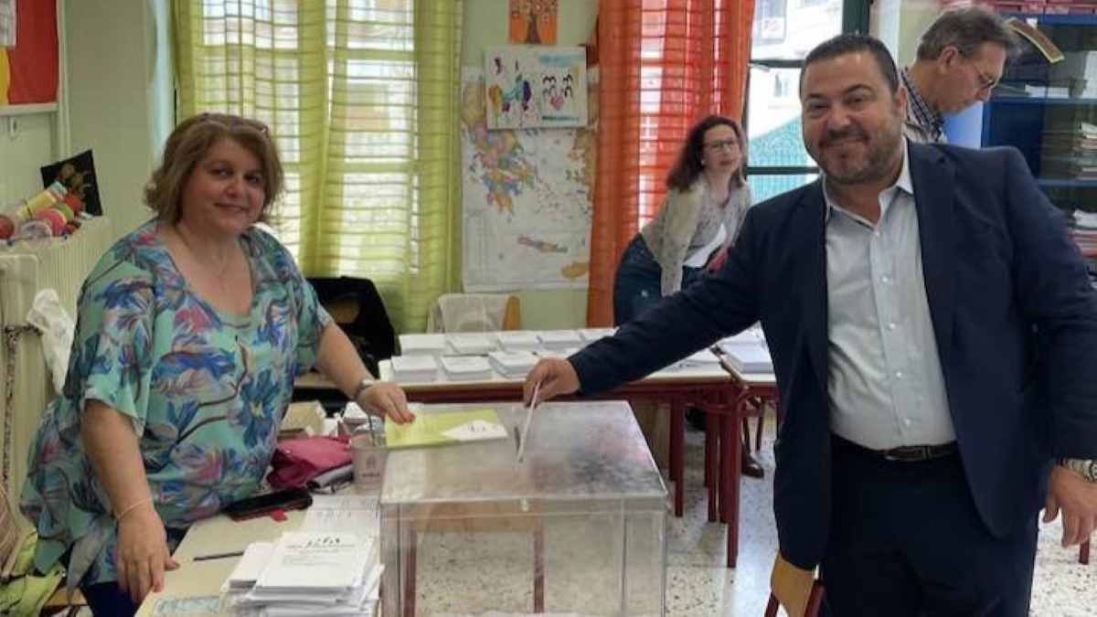 Άργος: Ψήφισε ο υποψήφιος βουλευτής Γιώργος Δωροβίνης