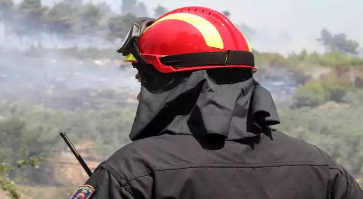 Πυρκαγιές: Στα κίτρινα Αργολίδα, Κορινθία και Μεσσηνία