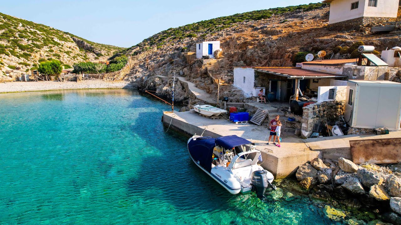 Το ελληνικό νησί με τη μία και μοναδική κάτοικο, την κυρά Ρηνιώ
