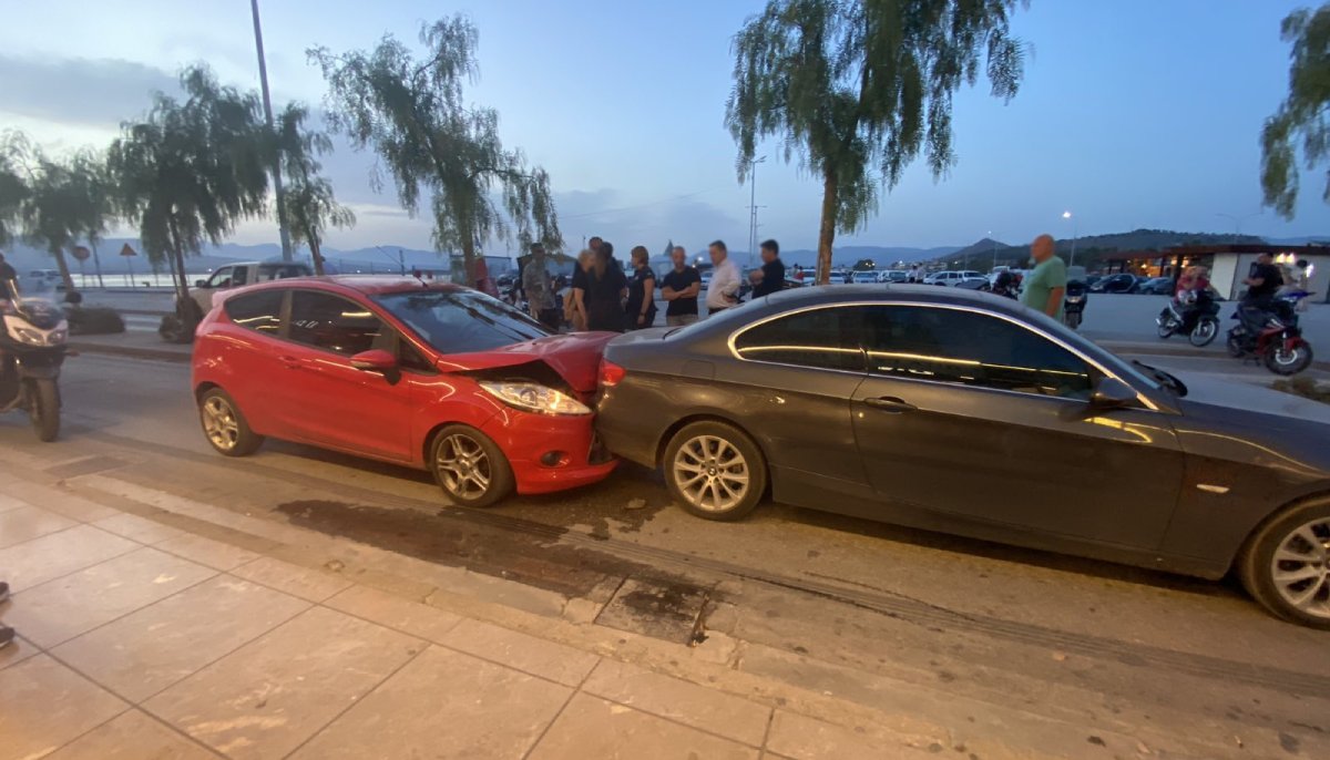 Ναύπλιο: Τροχαίο στο λιμάνι – Πώς τράκαρε με το αυτοκίνητο του δημάρχου