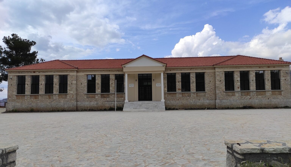 Εγκαίνια για το ανακαινισμένο δημοτικό σχολείο στο Λουκά Τρίπολης