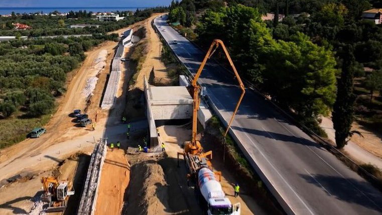 Νέος αυτοκινητόδρομος Πατρών – Πύργου: Σε ρυθμούς μαραθωνίου τα πρώτα 21,3 χλμ.