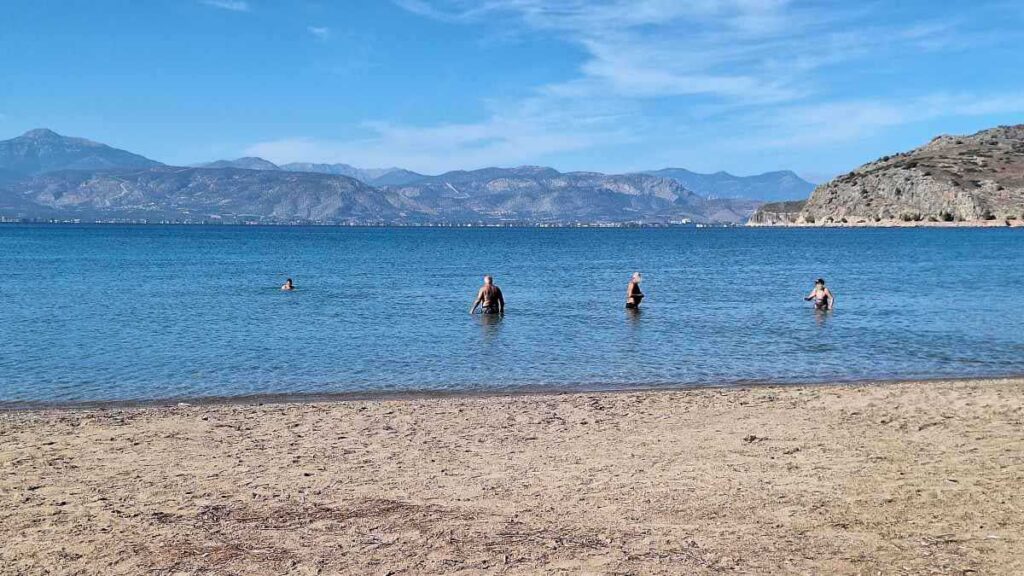 Οκτώβριος στην Καραθώνα