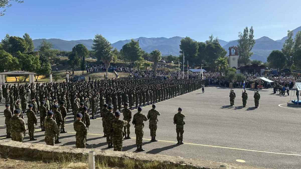 Ορκωμοσία Νεσυλλέκτων Στρατόπεδο Παπαφλέσσα