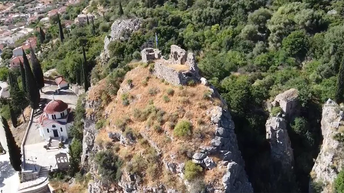 Παλιόπυργος Μολάων: Από τα λίγα κάστρα που κατασκεύασαν οι Δεσπότες του Μυστρά