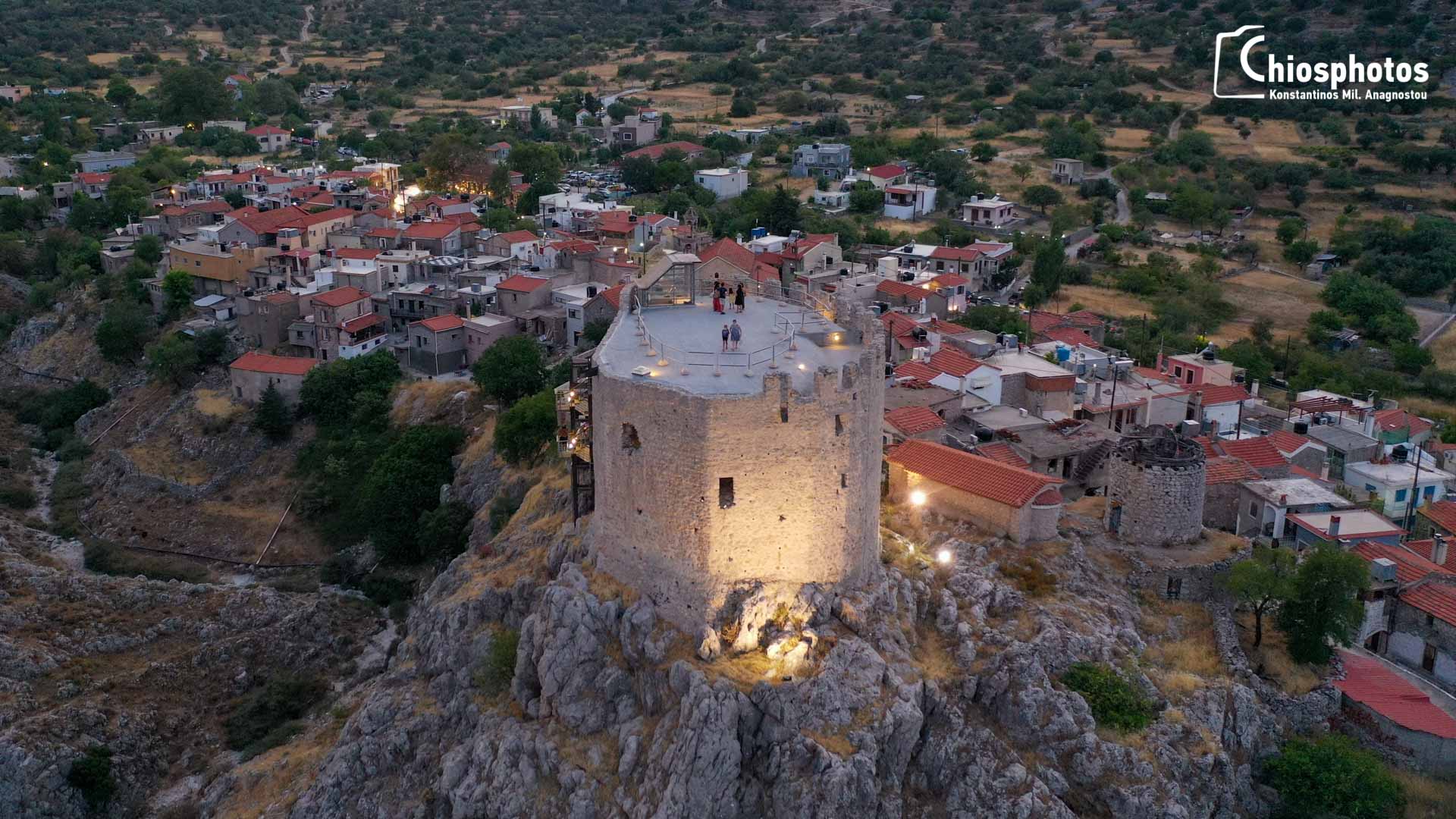 Αυτός είναι ο μεγαλύτερος Μεσαιωνικός Πύργος της νησιωτικής Ελλάδας