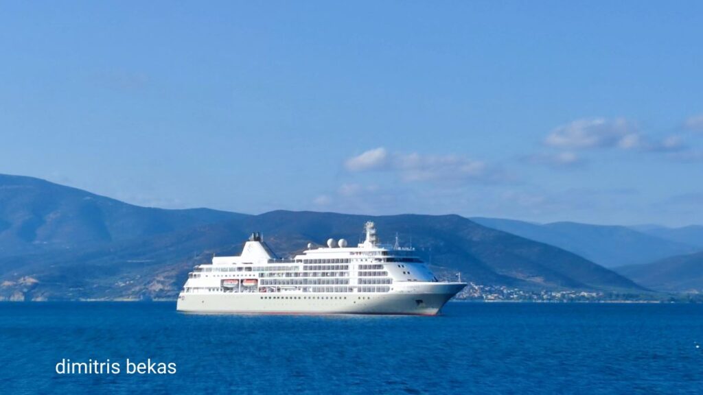 silver whisper nafplio 3