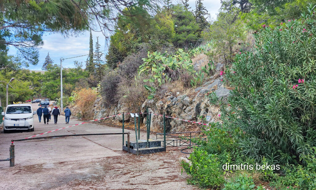 Κλειστές οι διαδρομές της Αρβανιτιάς λόγω κινδύνου κατολισθήσεων