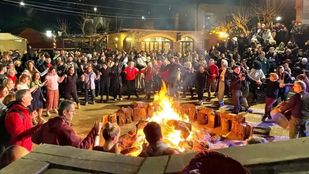 Φασολάδα, φωτιά και παράδοση στην καρδιά του Μαίναλου