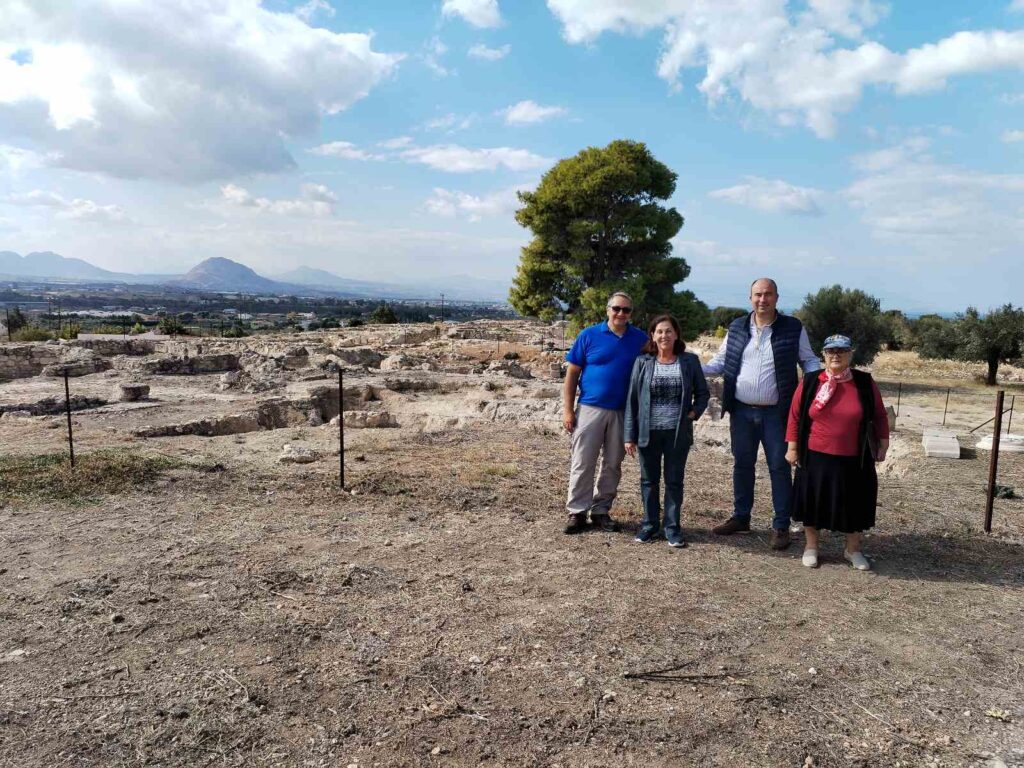 Επίσκεψη Αντιπεριφερειαρχών στη ρωμαϊκή έπαυλη