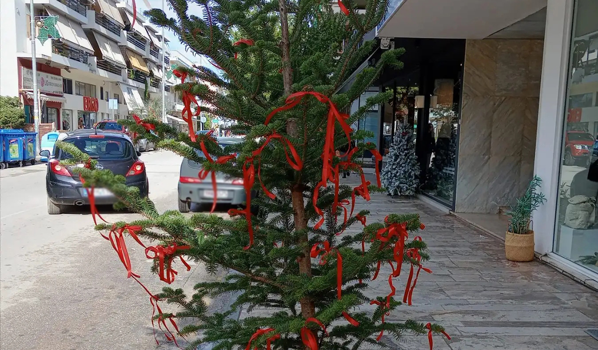 Χριστουγεννιάτικα δέντρα Άργους