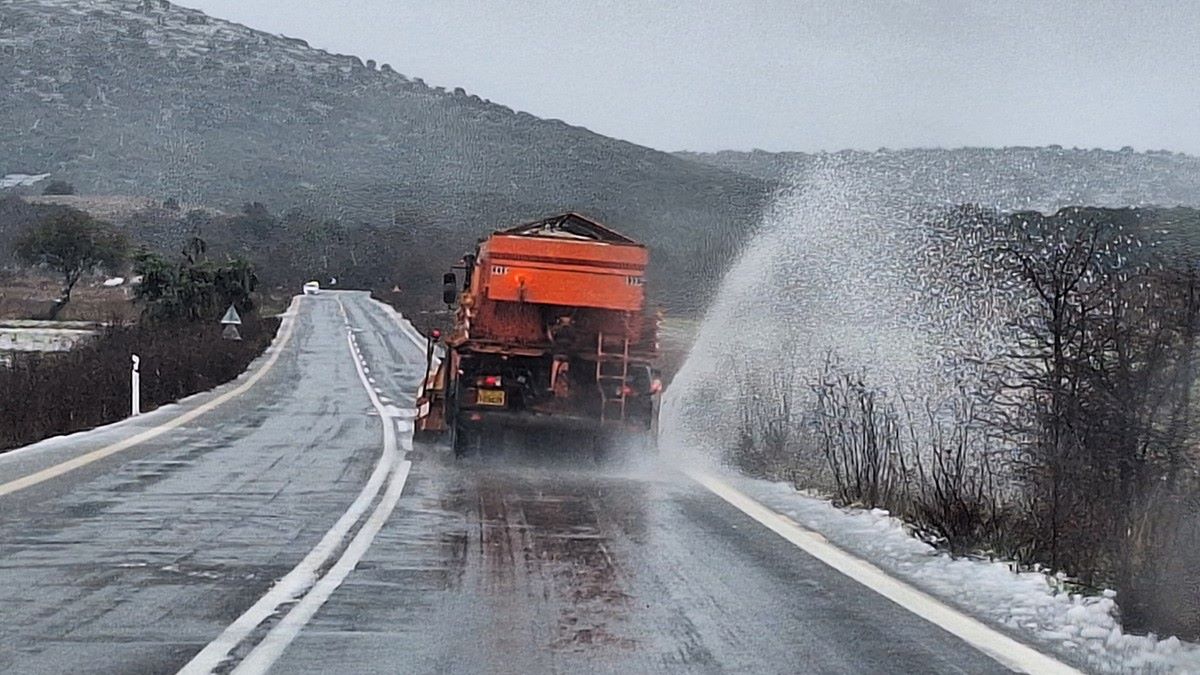 Εκχιονιστικά μηχανήματα στην Εθνική Οδό Σπάρτης – Τρίπολης