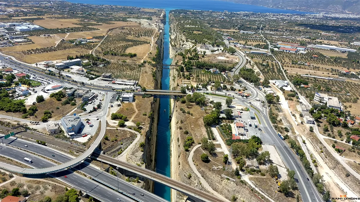 Διώρυγα Κορίνθου: Υπέροχες εικόνες ενός μεγαλεπήβολου έργου