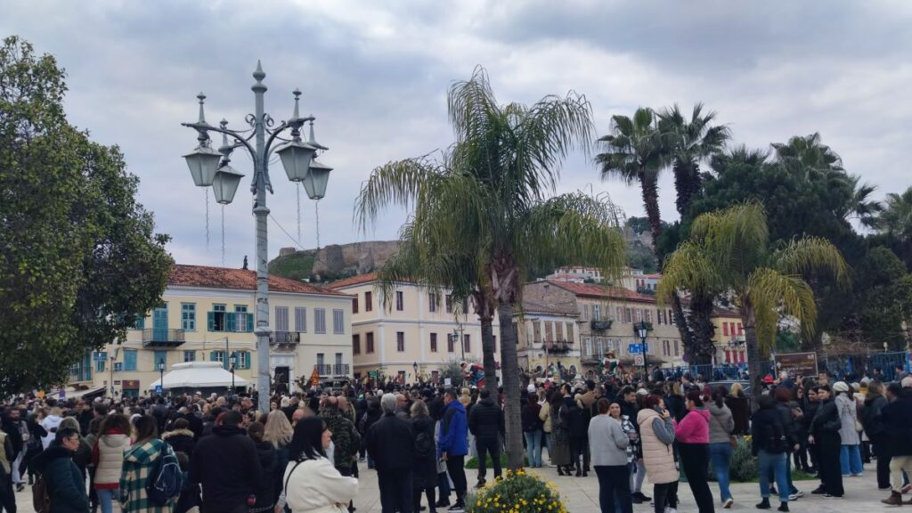 nafplio poreia tempi 22