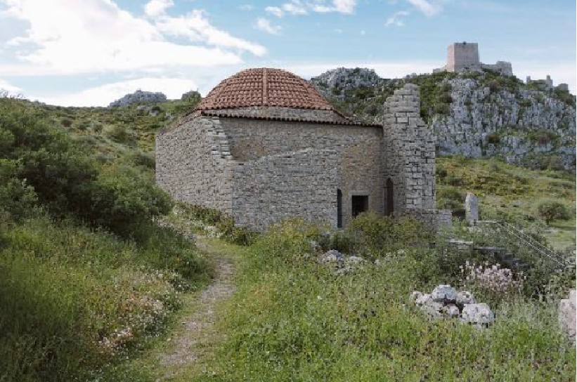 Αναδεικνύεται το Κάστρο του Ακροκορίνθου