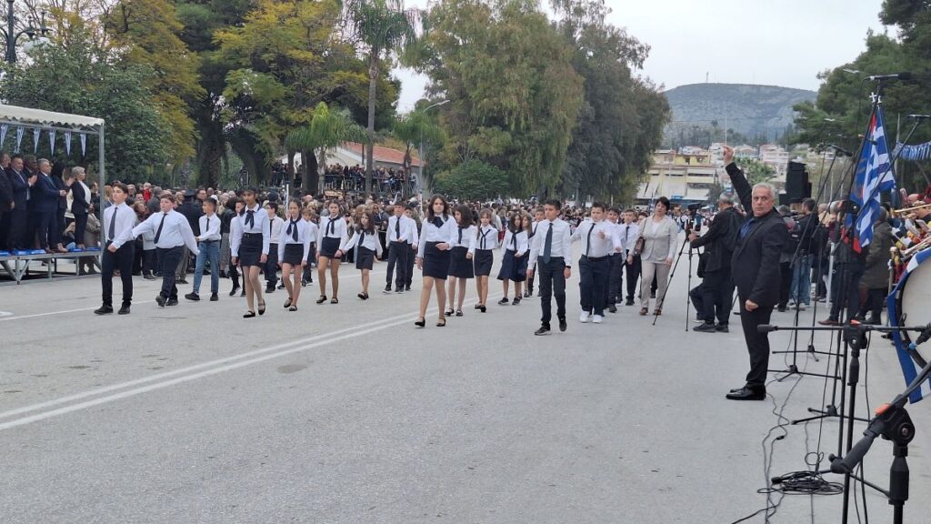 parelasi nafplio 25 martiou 8