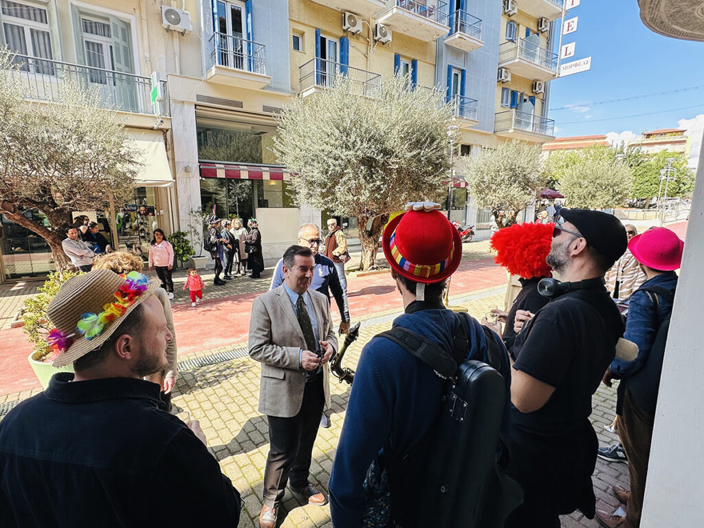 street band banda calda στο Άργος